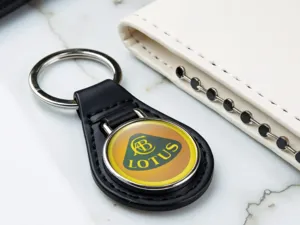 Lotus Chaîne Cuir Moderne Solide Look Course
